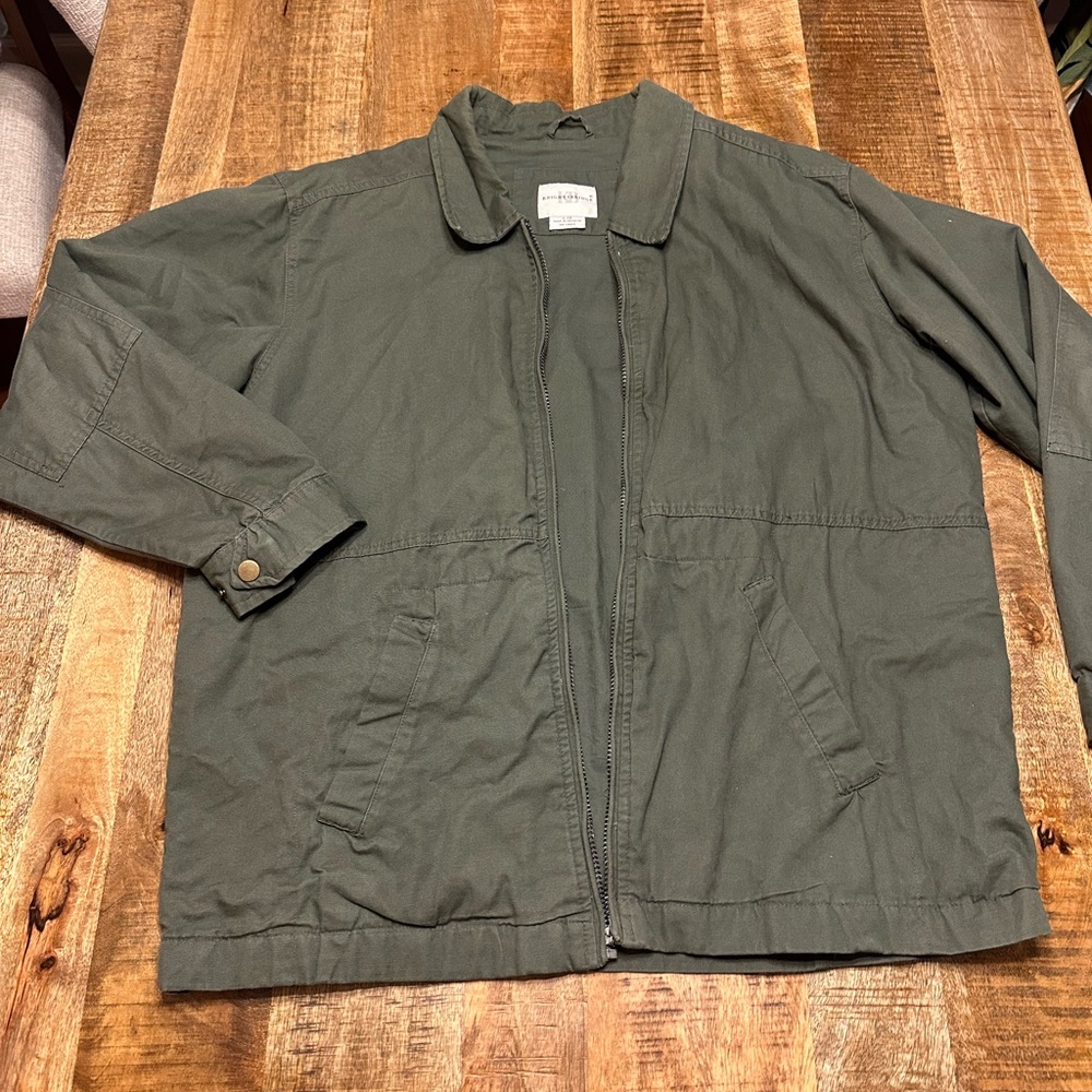 Men's Military-Style Olive Field Jacket with Front Zip - Picture 3 of 4